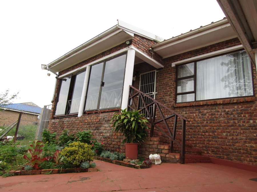 3 Bedroom Property for Sale in Hankey Eastern Cape